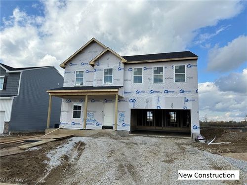 2963 Mcintosh Dr Ne, Louisville, OH, 44641-0115 | Card Image