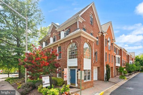 1334 Lessard Ln, MCLEAN, VA, 22101-3630 | Card Image