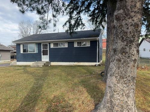 421 Coventry Rd, Hoyt Lakes, MN, 55750-1330 | Card Image