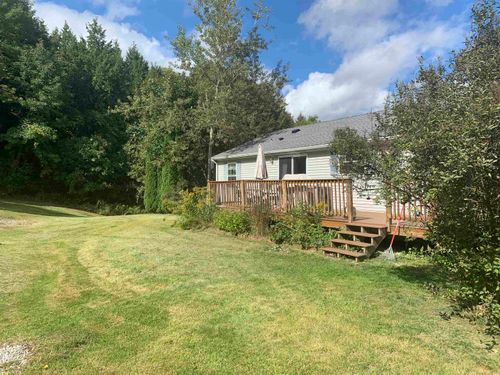 240 Sunrise Pl, West Rutland, VT, 05777-9103 | Card Image