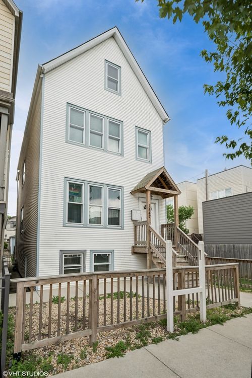 2547 W Homer St, Chicago, IL, 60647-4309 | Card Image