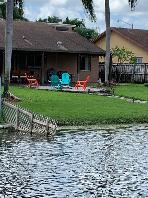 0-8421 Sw 28th St, Davie, FL, 33328-1605 | Card Image