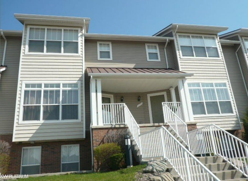 11702 Weingartz E, Utica, MI, 48315-5934 | Card Image