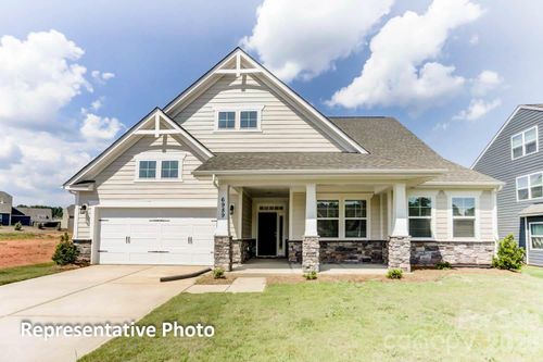 5064 Mclaughlin Loop, Waxhaw, NC, 28173-8007 | Card Image