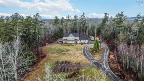 561 Hall Rd, Aylesford, NS, B0P1C0 | Card Image