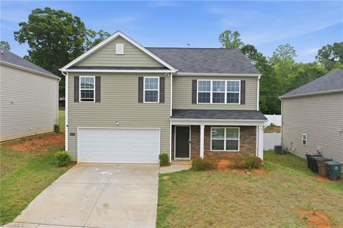 4014 Bobtail Court, Greensboro, NC, 27405 | Card Image