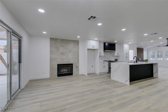 7413 Turtle Dove Ct, House other with 3 bedrooms, 2 bathrooms and null parking in Las Vegas NV | Image 8