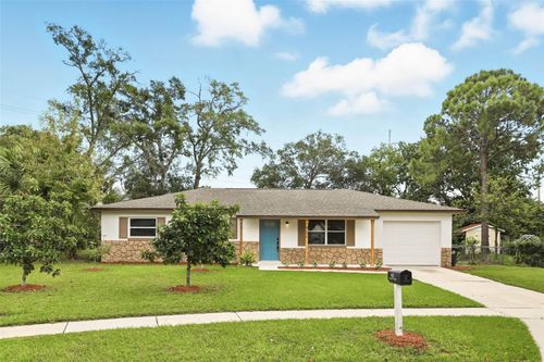 862 Darwin Dr, Altamonte Springs, FL, 32701-5608 | Card Image