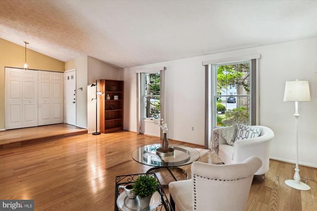 6202 Black Cherry Cir, House other with 4 bedrooms, 3 bathrooms and null parking in COLUMBIA MD | Image 6