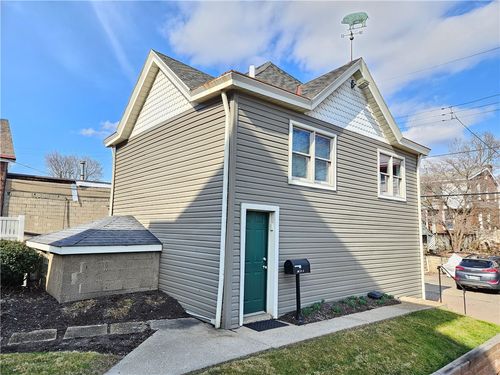 139 Freeport Rd, Aspinwall, PA, 15215-2943 | Card Image