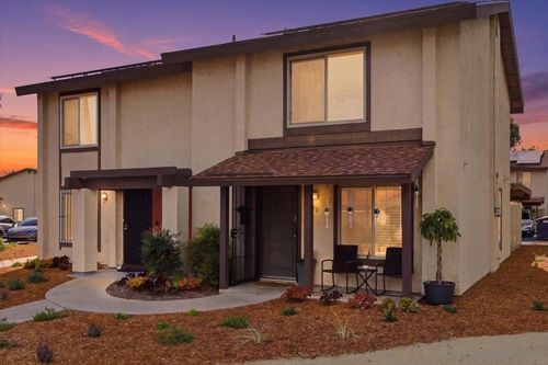 8170 Paradise Valley Ct, Spring Valley, CA, 91977-6118 | Card Image