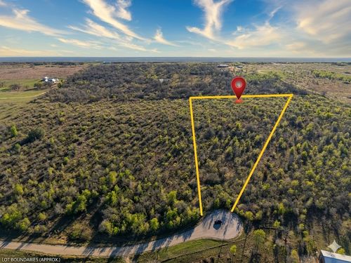 14 Spanish Oaks Blvd, Lockhart, TX, 78644 | Card Image