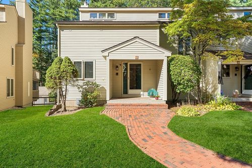 92-92 Jimney Dr, Westford, MA, 01886-3000 | Card Image
