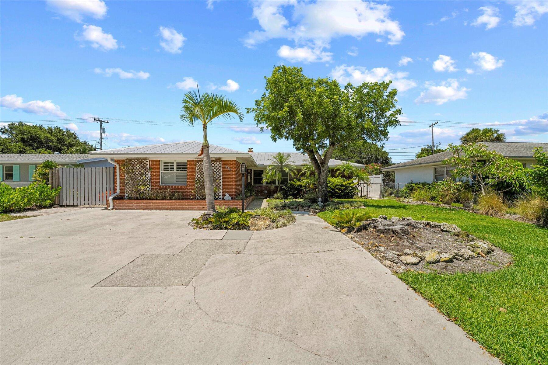 Riverside Dr, Palm Beach Gardens, FL 33410