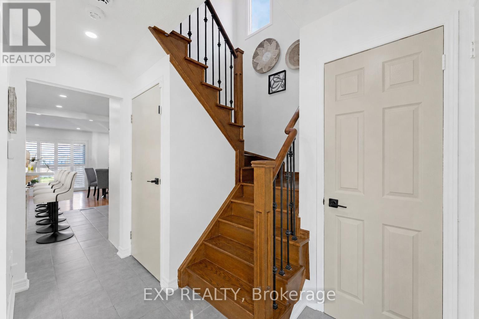 Residential in Whitby (Rolling Acres) 5
