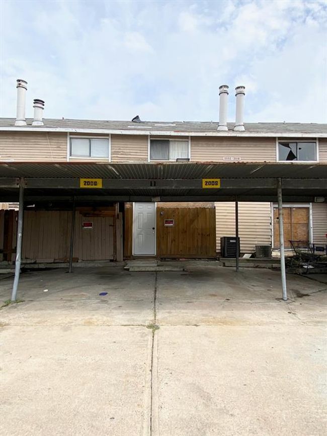 APT-2006 - 8323 Wilcrest Dr, Townhouse with 2 bedrooms, 2 bathrooms and 2 parking in Houston TX | Image 17