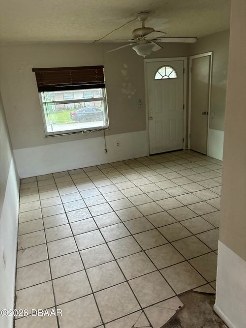 990 Liskeard Ave, ORANGE CITY, FL, 32763-5741 | Card Image