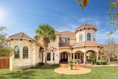 192 County Road 2812, Mico, TX, 78056-5052 | Card Image