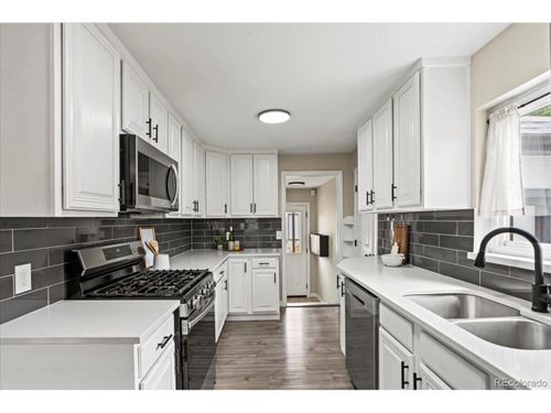 4822 S Grant St, Englewood, CO, 80113-6827 | Card Image