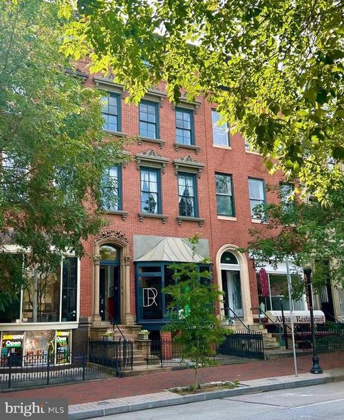 825 N Charles St, BALTIMORE, MD, 21201-5357 | Card Image