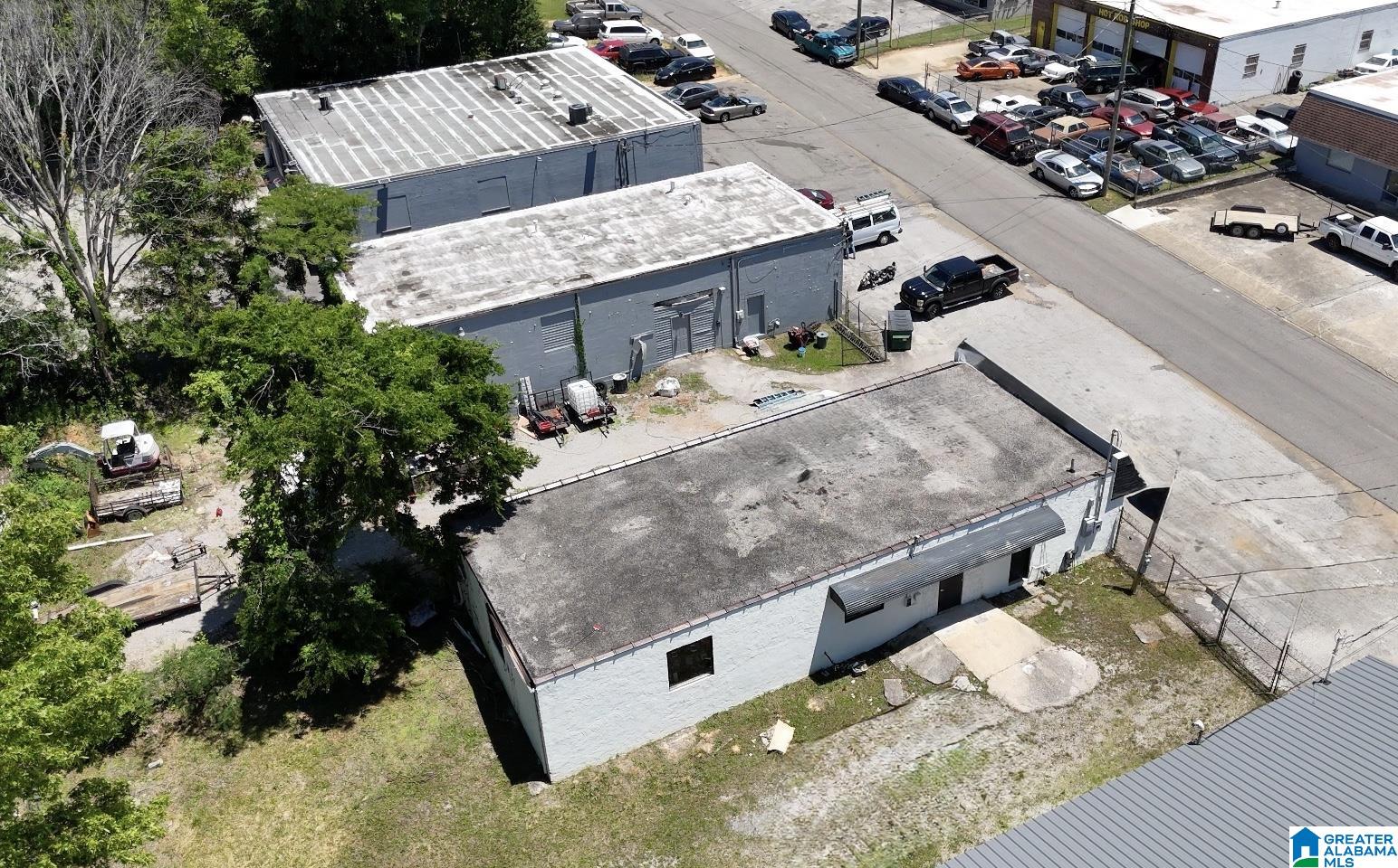 Commercial Sale in CENTER POINT 3