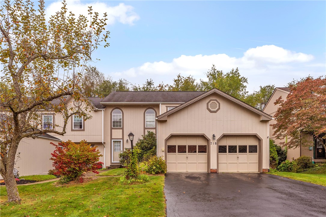 Sunset Cir, Cranberry Township, PA 16066