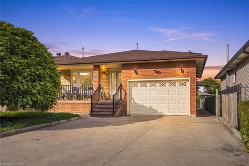 42 Lasila Crt, Hamilton, ON, L9C7B6 | Card Image