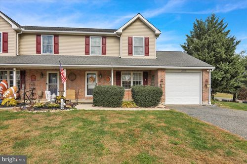 1028 Weisstown Rd, BOYERTOWN, PA, 19512-8948 | Card Image