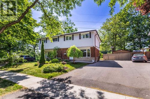 2411 Mount Forest Drive, Burlington (Mountainside), ON, L7P1J6 | Card Image