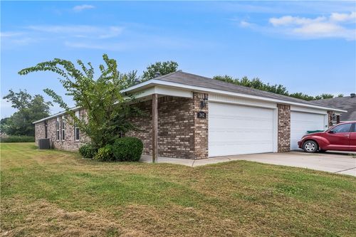 242 N Marietta Way, Farmington, AR, 72730-3084 | Card Image