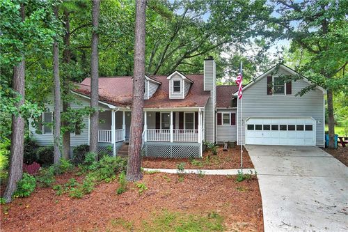 136 Crown Forest Dr, Mcdonough, GA, 30252-3668 | Card Image