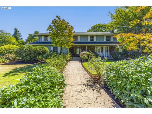425 Stonegate St, Eugene, OR, 97401-8015 | Card Image