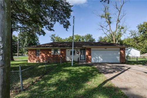 534 S 76th Ter, Kansas City, KS, 66111-2605 | Card Image