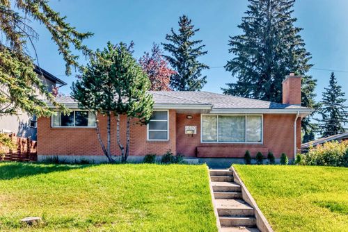 4620 Voyageur Drive Nw, Calgary, AB, T3A0P6 | Card Image