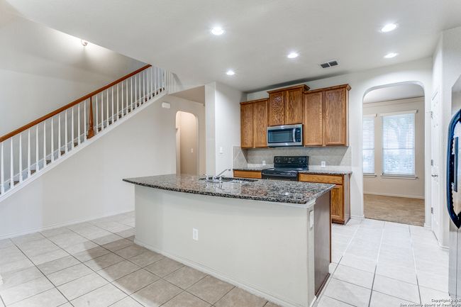 209 Country Vale, House other with 5 bedrooms, 3 bathrooms and null parking in Cibolo TX | Image 12