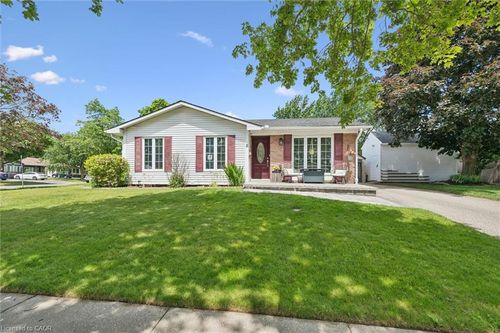 2 Keewatin Ave, Kitchener, ON, N2B3L5 | Card Image