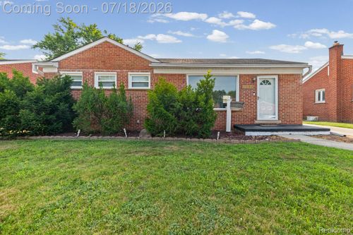 8950 Brentwood St, Livonia, MI, 48150-4023 | Card Image
