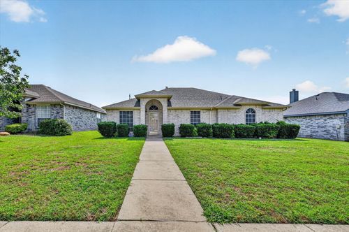 1844 Mcneely St, Lancaster, TX, 75134-4129 | Card Image