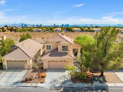 4250 Applause Way, Las Vegas, NV, 89147-6124 | Card Image