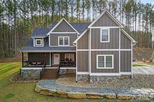 201 Wright Rd, Marion, NC, 28752 | Card Image