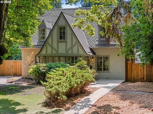 604 Se Andover Pl, Portland, OR, 97202-9006 | Card Image