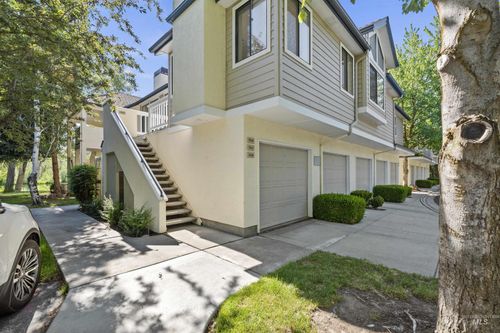 964 E Riverpark Ln, Boise, ID, 83706-4098 | Card Image