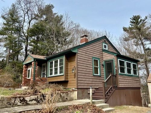 23 Moulton St, Middleboro, MA, 02346-1518 | Card Image