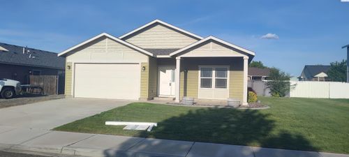 4405 Phoenix Ln, Pasco, WA, 99301-6142 | Card Image