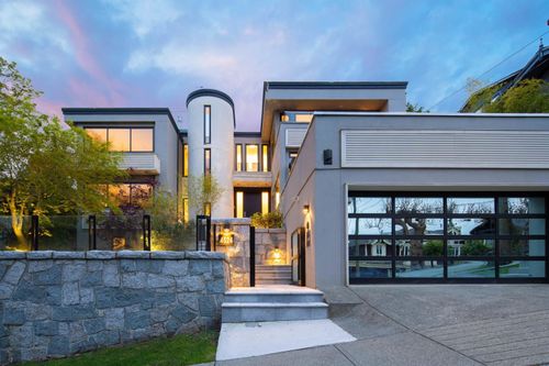 4524 W 1st Ave, Vancouver, BC, V6R1H8 | Card Image