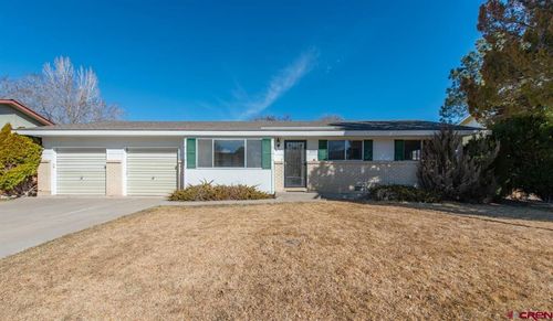 2205 Devon St, Montrose, CO, 81401-5517 | Card Image