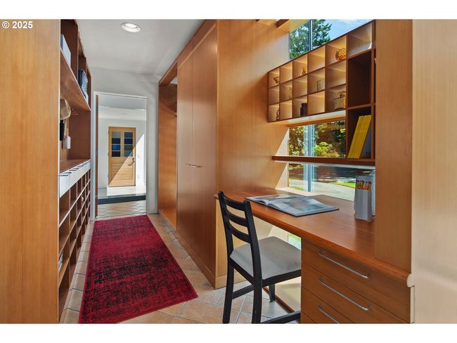693 Terrace Dr, House other with 4 bedrooms, 4 bathrooms and 5 parking in Lake Oswego OR | Image 27