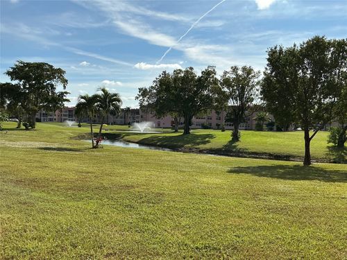 102-9481 Sunrise Lakes Blvd, Sunrise, FL, 33322-1292 | Card Image