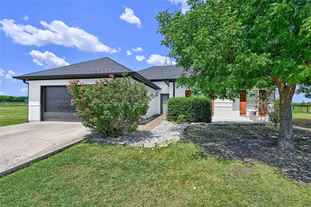 County Road 4443 , Trenton, TX 75490