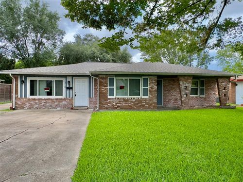 4310 Gallagher Dr, Houston, TX, 77045-6216 | Card Image